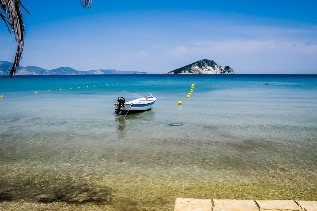 Insula Marathonissi - O excursie in Zakynthos pe care va recomandam sa nu o ratati.