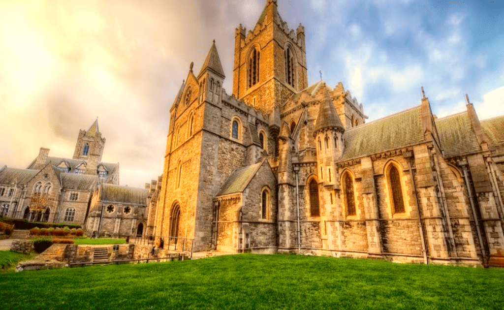 Obiective turistice Dublin - Catedrala Sf Treimi
