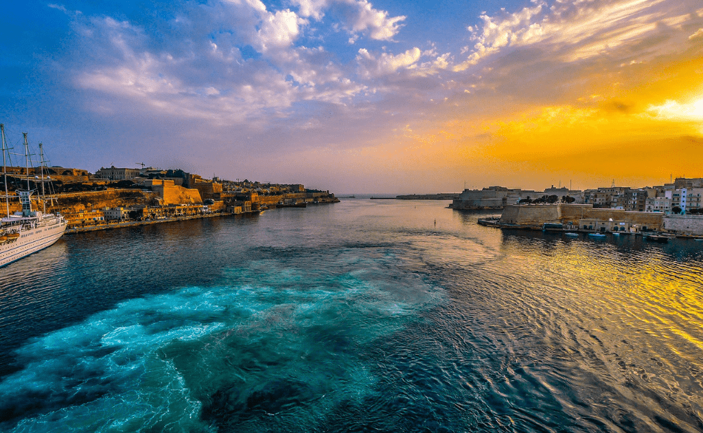 Obiective turistice Malta - Golful de Aur
