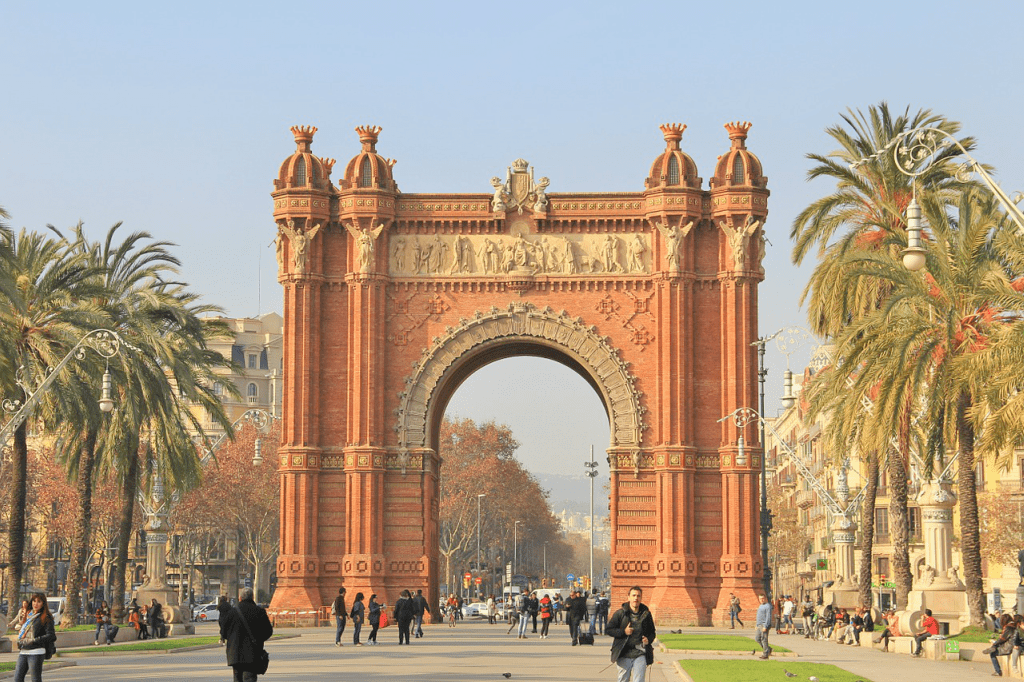 Obiective turistice Barcelona - Arcul de Triumf