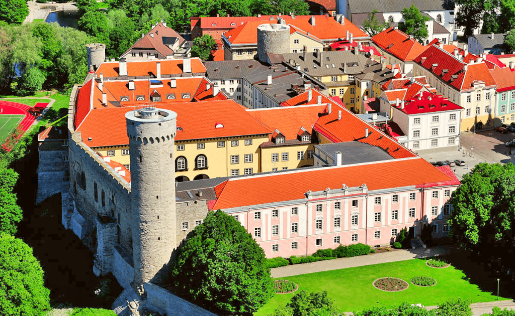 Obiective turistice Tallinn - Castelul Toompea