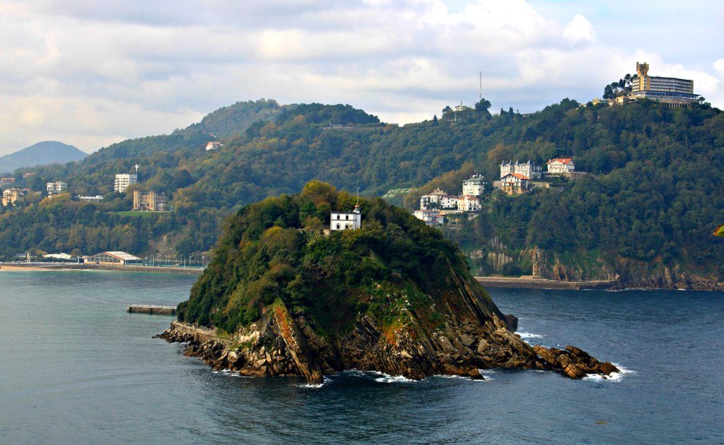 Obiective turistice San Sebastian - Insula Santa Clara