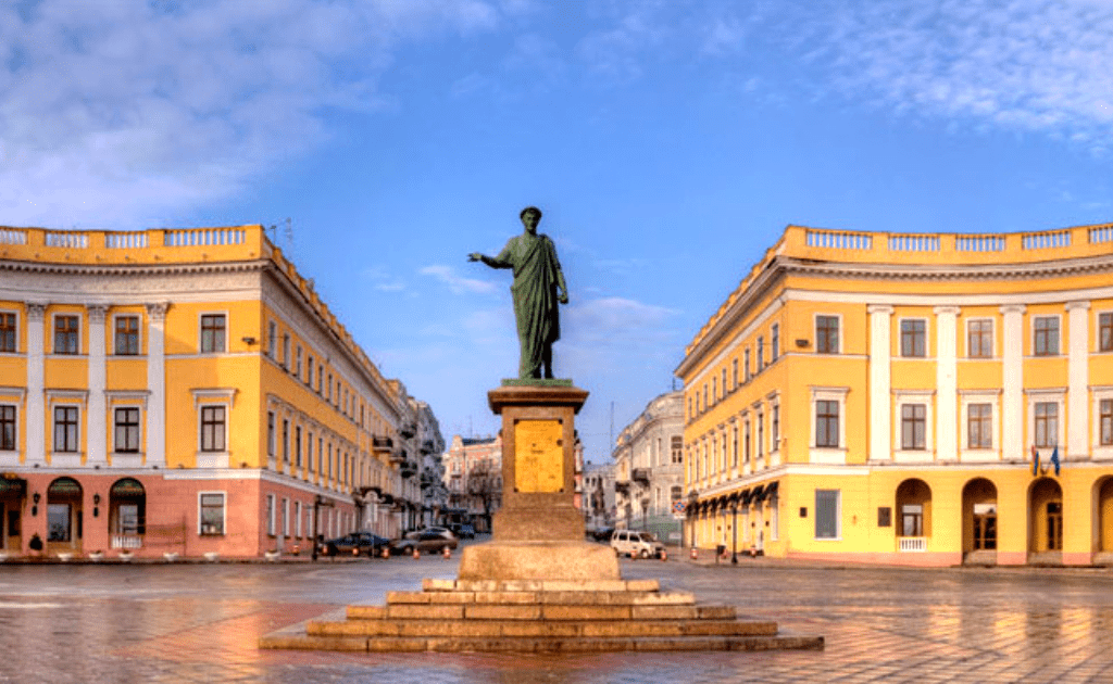  Obiective turistice Odessa - Statuia Ducelui Richelieu 
